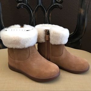 Ugg joree II boots